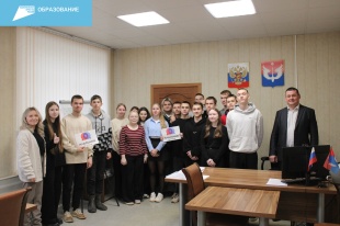 В администрации Юсьвинского муниципального округа прошел День открытых дверей для обучающихся Юсьвинской средней школы
