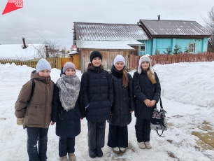 Школьницы из Юсьвинского муниципального округа стали волонтерами