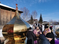 В с. Юсьва состоялось водружение Креста для строящегося храма во имя великомученика Георгия Победоносца