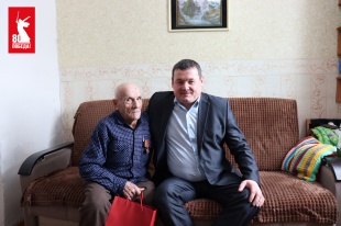 В Юсьвинском округе началось вручение юбилейных медалей «80 лет Победы в Великой Отечественной войне 1941-1945 гг.»